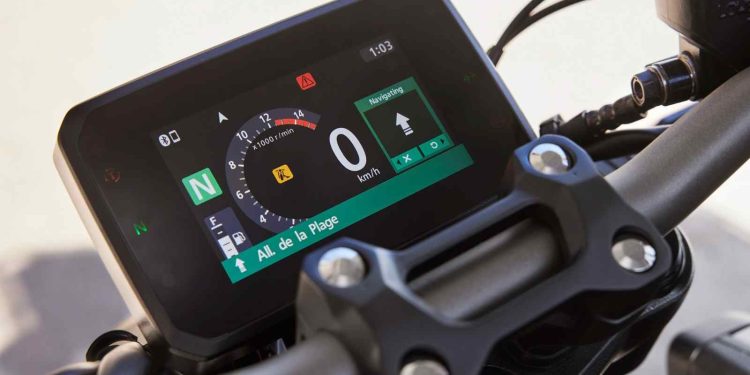 Siap Taklukkan Jalanan: CB650R Anyar Tawarkan Fitur Canggih dan Desain Agresif untuk Pecinta Big Bike