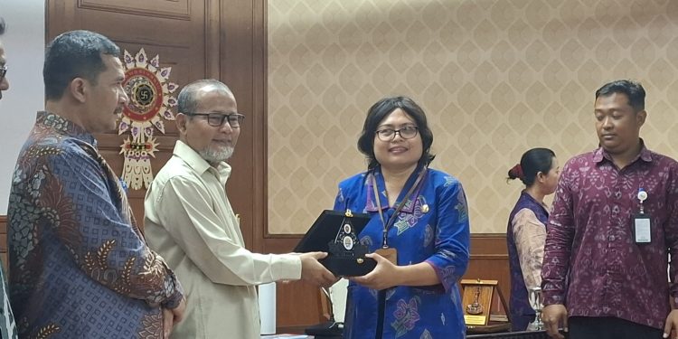 DPRD DIY Desak Pemda Terapkan Larangan Plastik dan Teba Modern Terinspirasi Bali