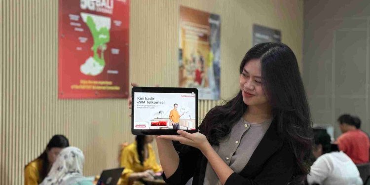 Beralih ke eSIM: Praktis, Aman, dan Ramah Lingkungan Tanpa SIM Fisik