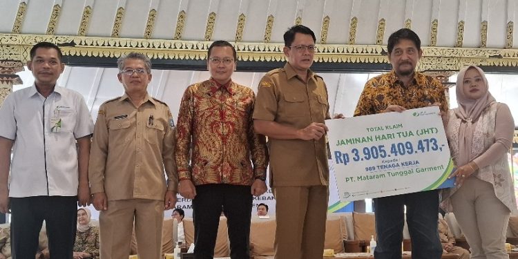Cair Rp 3,9 Miliar Dana JHT untuk Ribuan Korban Kebakaran Pabrik Sleman