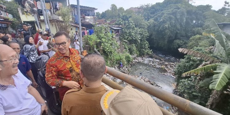 Walikota Hasto Marah: Sungai Buntung dalam Darurat Sampah, Warga Diwajibkan Bersih-bersih!