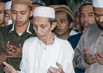 Kiai Zuhri Ingatkan Sabar sebagai Kunci Keselamatan dan Ketenangan Hati