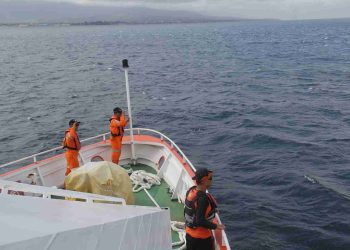Pencarian Korban KMP Tunu Pratama Jaya Hari Kedua, Tim SAR Hadapi Cuaca Buruk