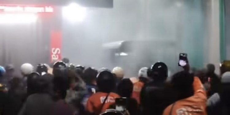 Kekerasan yang Memicu Amarah Komunitas Driver Online