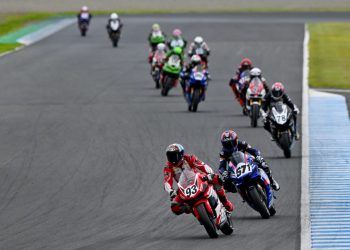 Adenanta Putra Angkat Bendera Merah Putih di Podium ARRC Jepang