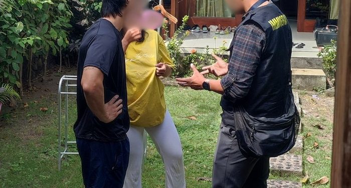 Imigrasi Deportasi Dua Warga Negara Asing Karena Diduga Kerja Ilegal di Bali