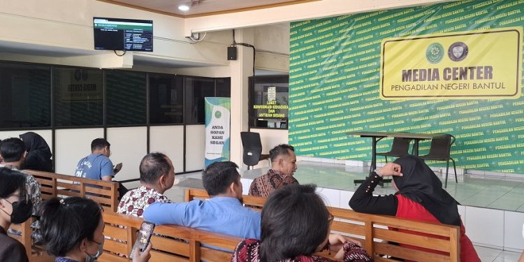 Sidang Gugatan Mbah Tupon Ditunda oleh Hakim PN Bantul, Berikut Penyebabnya