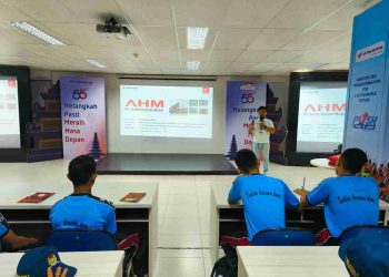 Astra Motor Bali Ajari Siswa SMK PGRI 2 Badung tentang Dunia Kerja Melalui MPLS