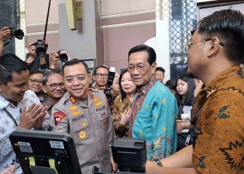 Peluncuran QRIS Tap untuk Transportasi dan Pesan oleh Sri Sultan Hamengkubuwono X