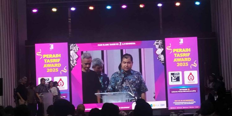 Melawan Arus Represi: Peringatan HUT ke-31 di Tengah Ancaman PHK dan Kekerasan Jurnalis