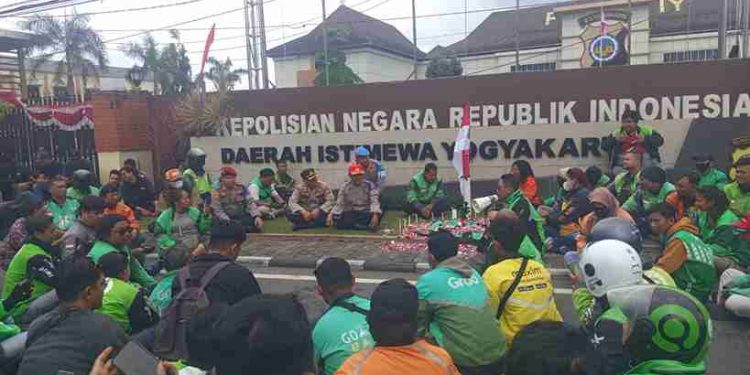 Komunitas Ojol DIY Serukan Keadilan dan Tuntut Hukuman Berat untuk Penabrak Affan