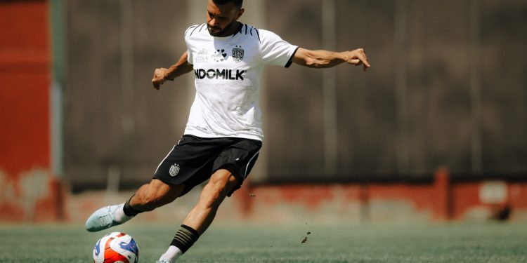 Hadapi Malut United, Mirza Mustafic Targetkan Poin Maksimal