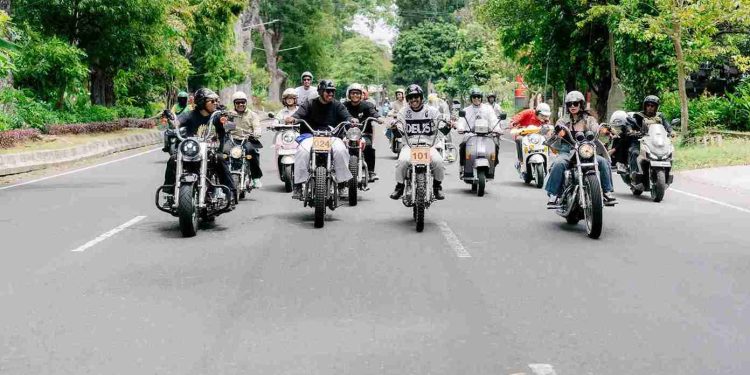 Semangat Kustomisasi Menarik Pengunjung di NK13 Custom War 2025