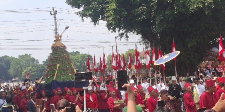 Puncak Sekaten Keraton Yogya Adakan Tradisi Unik dengan Gunungan Brama Langka