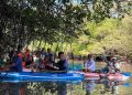 Ratusan Personel Dikerahkan untuk Bersihkan Sampah Plastik Pasca Banjir di Bali