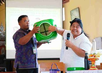 Asap Berbahaya dari Sampah Plastik Peringatan Keras Prof Luh Kartini