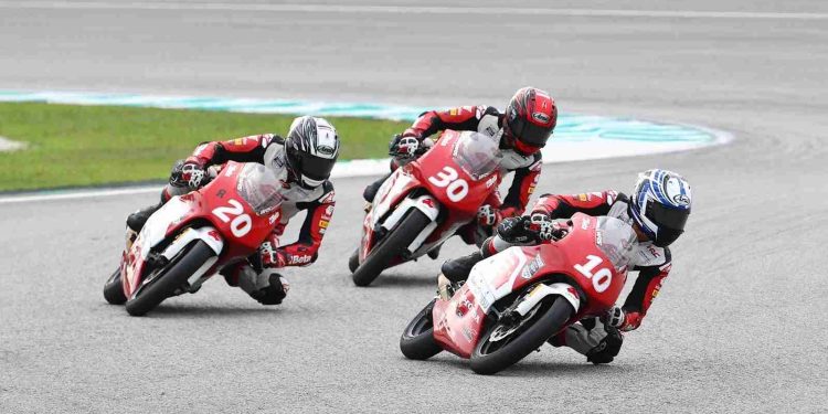 Bintang Pranata Sukma Nyaris Podium di Balapan Pamungkas IATC 2025 Sirkuit Sepang