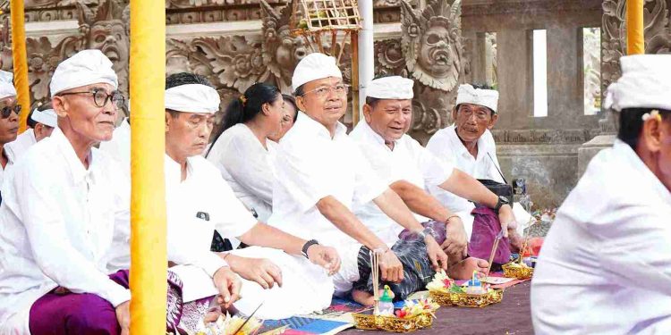 Pemugaran Pura Penyusuhan Kubutambahan oleh Gubernur Koster Anggarkan Rp1,05 Miliar