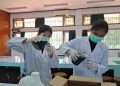 Inovasi Siswa SMADARA: Ekstrak Daun Kelor Solusi Pengolah Limbah Timbal di Pantai Sanur