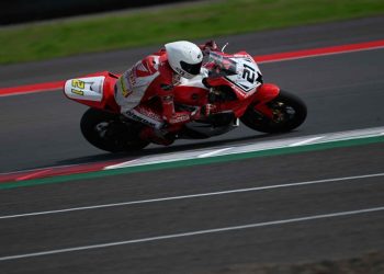 Dominasi AHRT di Penutup MRS 2025: Adenanta dan Rheza Bawa CBR600RR Kuasai Podium!