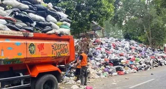 Darurat Sampah Sleman: 600 Ton Per Hari, DLH Tak Mampu Tangani 50 Persen!