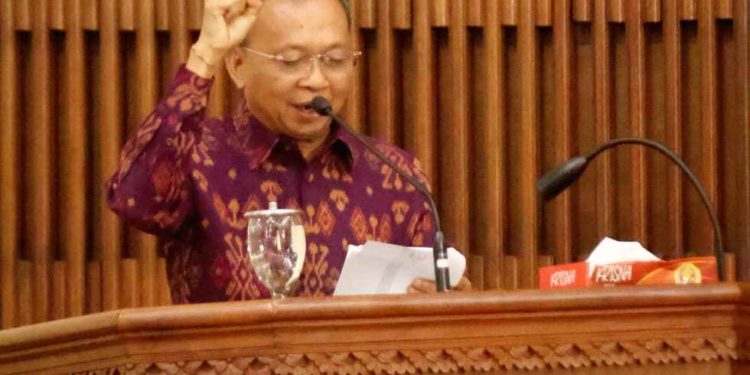 Tiga Raperda Krusial untuk Lindungi Pantai Suci dan Perkuat Ekonomi Kreatif