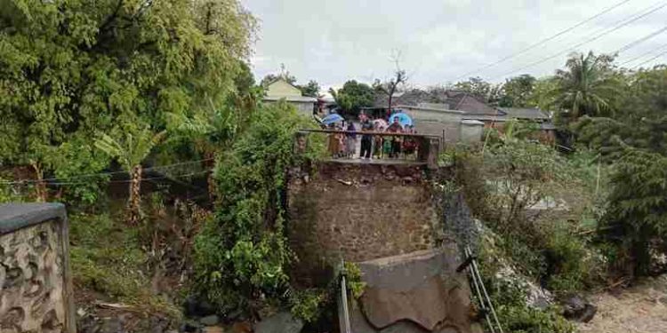 Waspada Hidrometeorologi Sejumlah Wilayah Terdampak Banjir Longsor dan Angin Kencang 48 Jam Terakhir