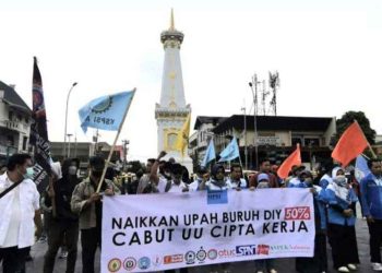 Tolak Formula PP 56/2023, Buruh DIY Tuntut Upah Minimal Rp 4 Juta untuk Martabat Manusia