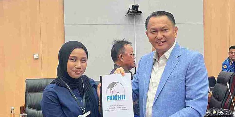 Audiensi FKMHII dengan DPR RI Membahas PP KEN dan Menyerahkan Rekomendasi Kebijakan