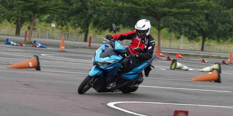 Honda Vario 125 Terbaru Meluncur: Evolusi Skutik Legendaris yang Makin Sporti dan Siap Jalanan
