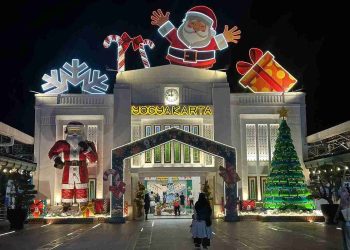 Liburan Nataru di Jogja Lebih Spesial dengan Kado Visual di Stasiun dan Kereta