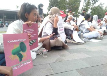 Kado Pahit Hari Ibu: Perempuan di UGM Bersuara Melawan Kejahatan Ekologis dan Kelalaian Bencana
