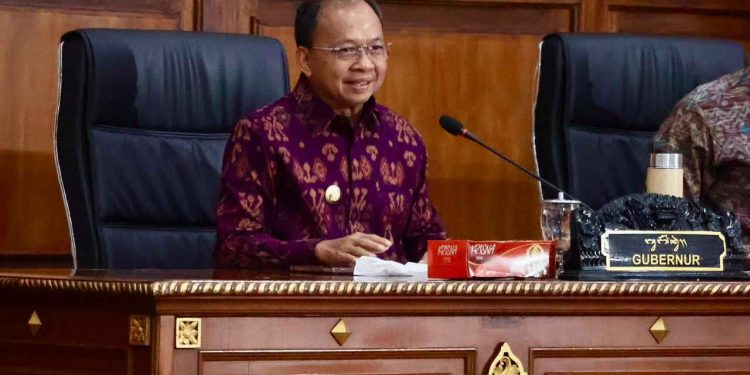 Dihadiri 46 Anggota DPRD, Gubernur Tegaskan Komitmen Perkuat Modal BPD Bali