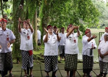 Rayakan Tumpek Uye, Pemkab Tabanan Ajak Masyarakat Jaga Harmoni dengan Alam