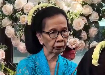 Nenek 83 Tahun Menang dalam Pasanggiri Angklung