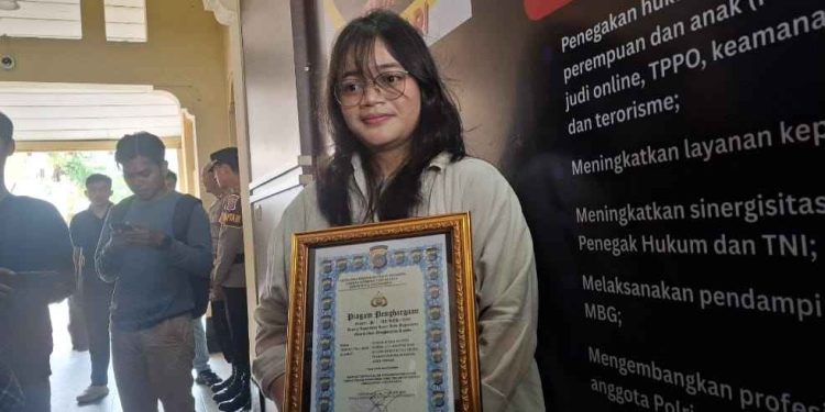 Mahasiswi Teknik Sipil Diganjar Penghargaan Usai Berani Kejar Penjambret